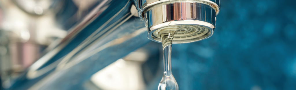 Goût et odeur de chlore dans l’eau du robinet : une situation temporaire