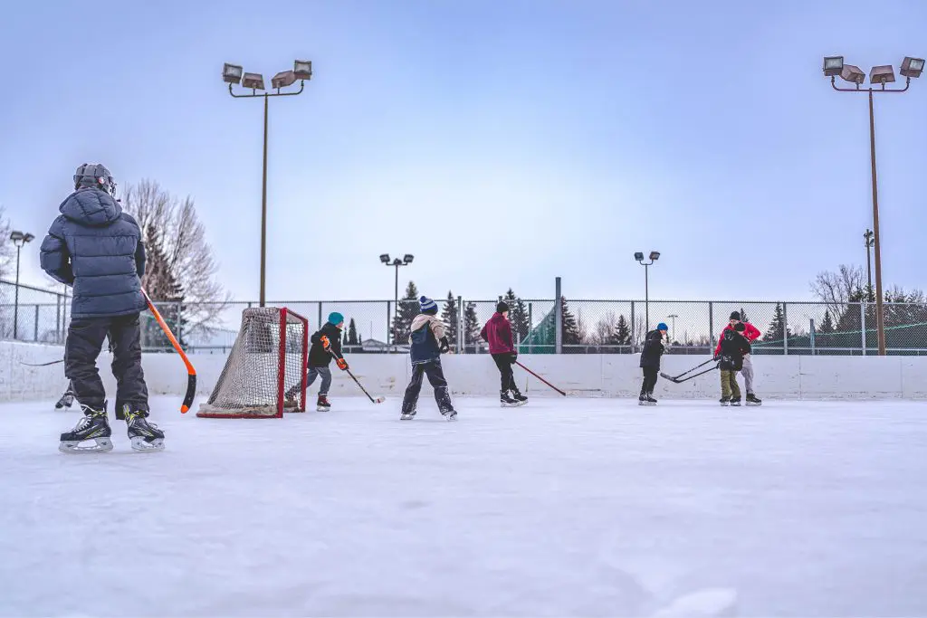 Nouveauté : Prêt de patins à glace au parc du Ruisseau
